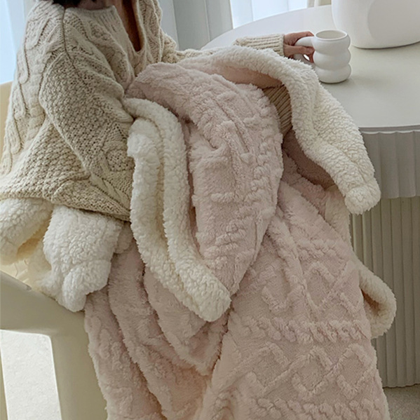 Soft-Shell Coral Cocoon | Warm Blanket
