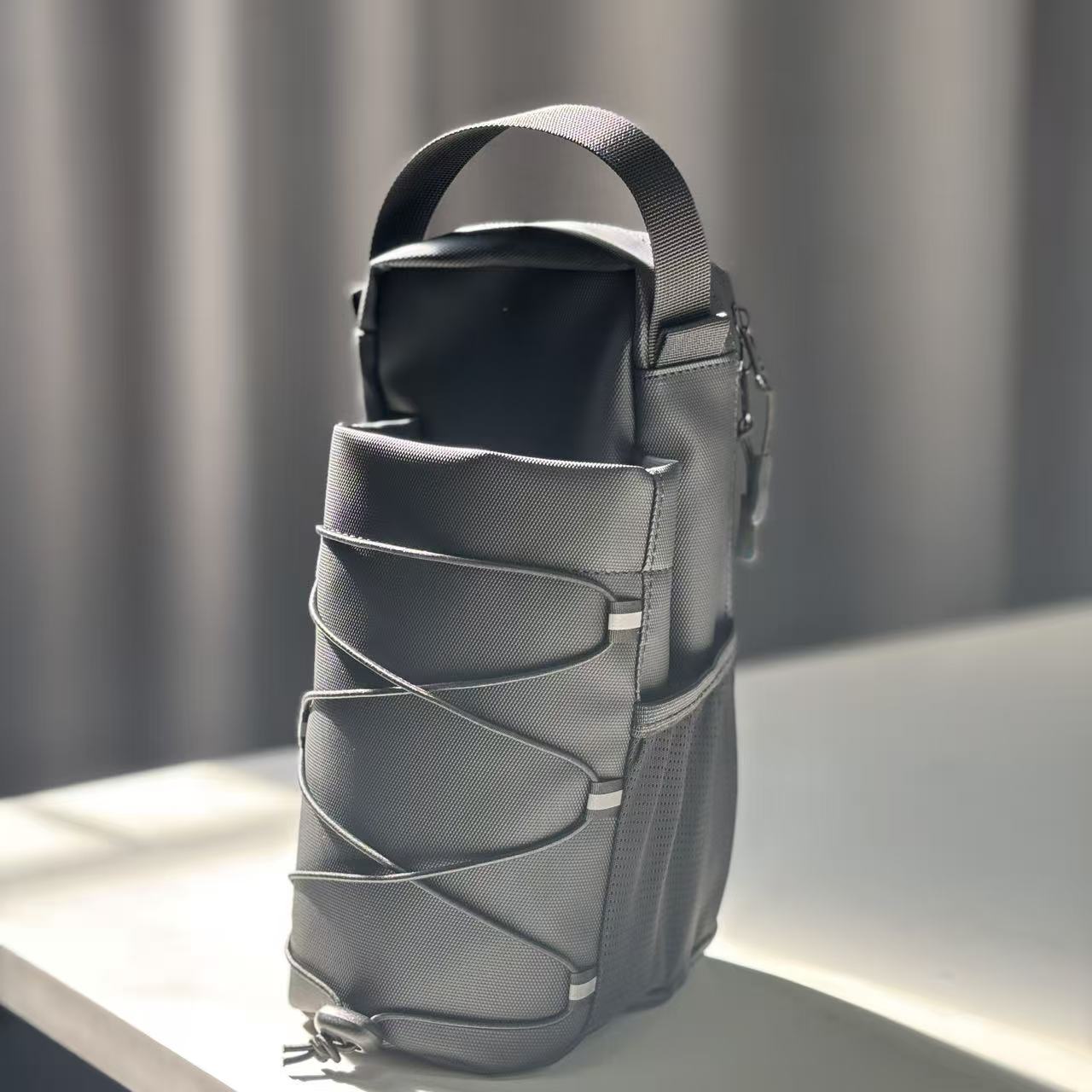 IronClad Hydration | Magnetic Water Bottle Bag