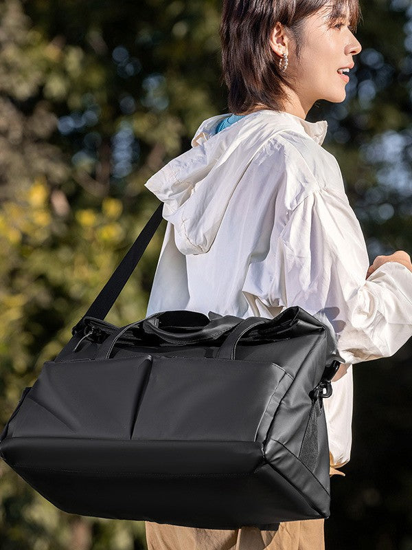 Meridian Mission | Travel Bag with Shoe Compartment
